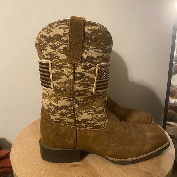 Ariat Cowboy Boots - Men’s - Picture 4 of 5